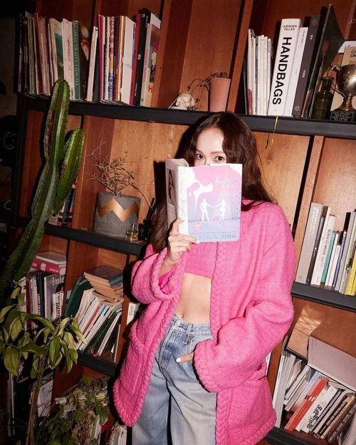 郑秀妍新书吃瓜,娱乐圈背后的“吃瓜”真相